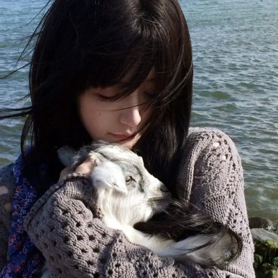 在相亲节目上闪婚五十岁霸总